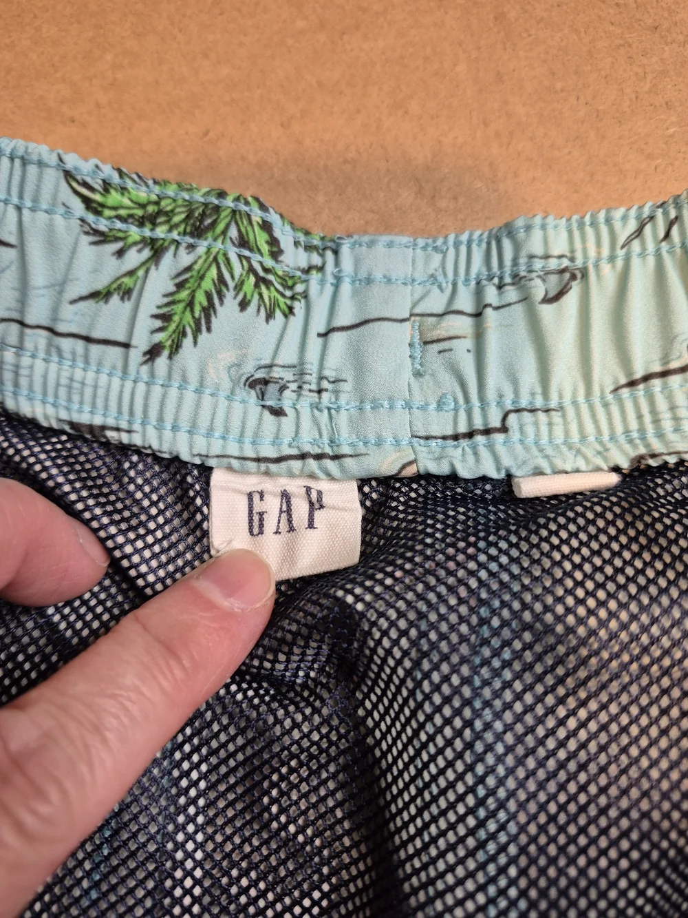 GAP Men's Light Blue Tropical Print Swim Trunks 4545/6